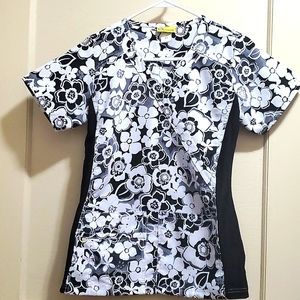 Wonderwink Floral Print Scub Top XS Like New